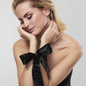 Черные ленты для связывания SILKY SENSUAL HANDCUFFS - Bijoux Indiscrets - купить с доставкой в Коврове