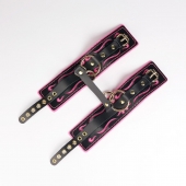 Черные кожаные оковы с розовой строчкой - Crazy Handmade - купить с доставкой в Коврове