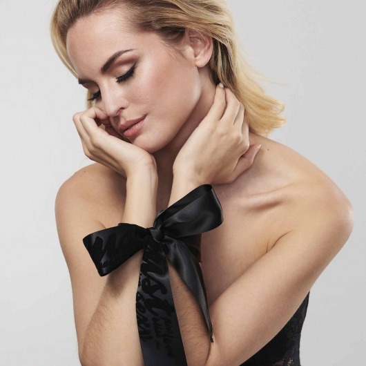 Черные ленты для связывания SILKY SENSUAL HANDCUFFS - Bijoux Indiscrets - купить с доставкой в Коврове