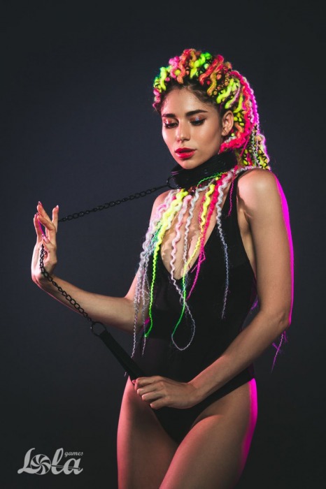 Черный ошейник с поводком Kinky - Lola Games - купить с доставкой в Коврове