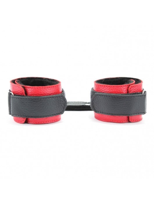Красно-чёрные кожаные наручники с меховым подкладом - БДСМ Арсенал - купить с доставкой в Коврове