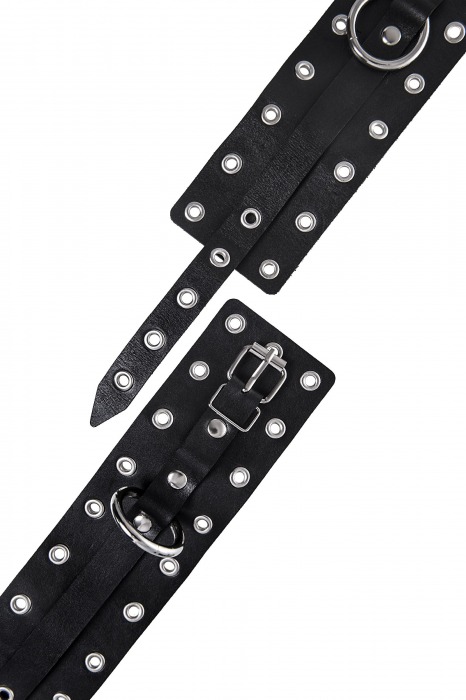 Черные кожаные однослойные оковы с люверсами - Pecado - купить с доставкой в Коврове